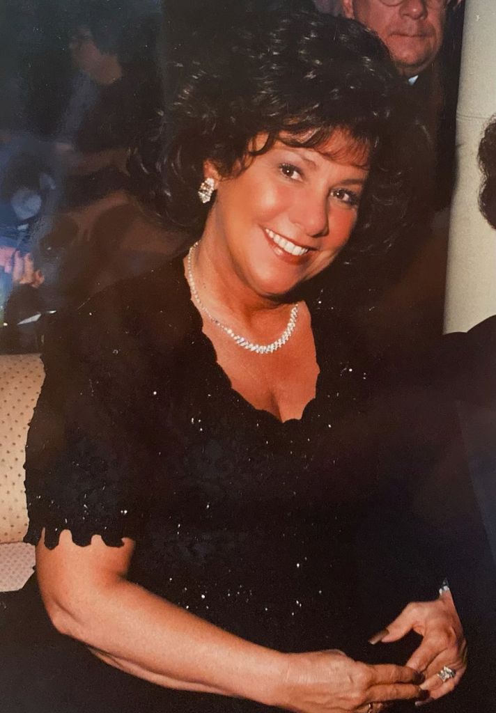 Cheryl Ann "Cheri" Bonomo Profile Photo