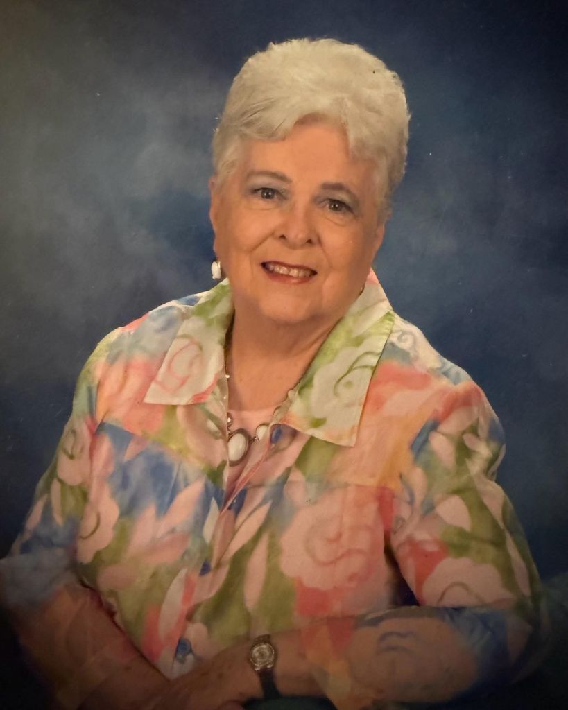 Charlotte Nicholson Persons Profile Photo