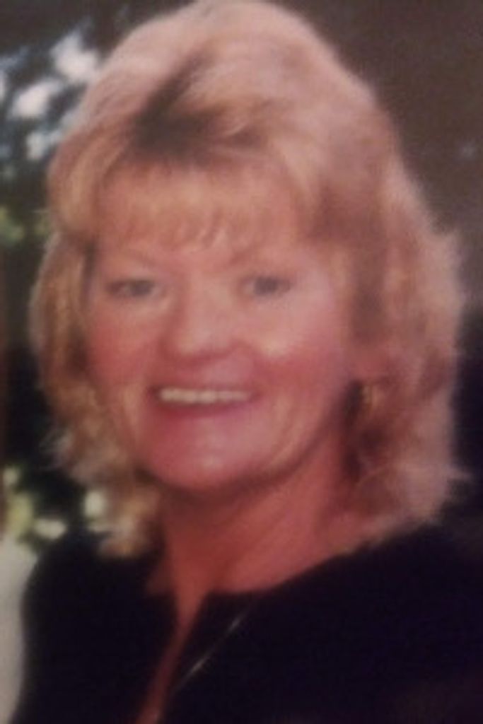 Dale M. (Dufault) Hartnett Profile Photo