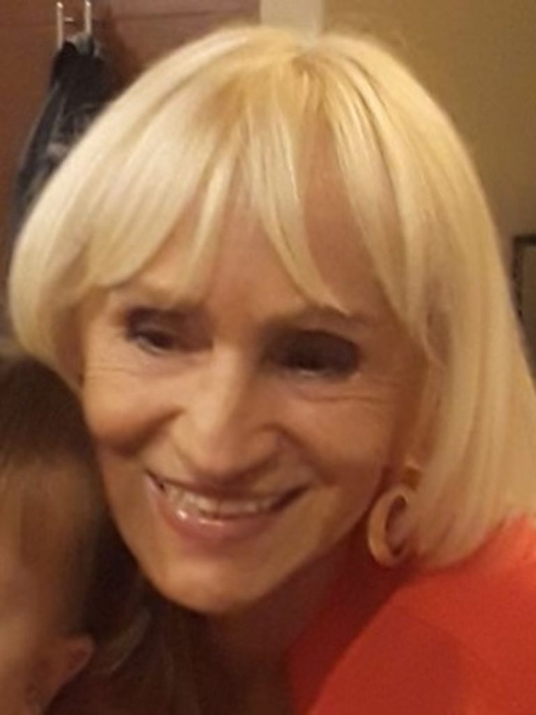 Elizabeth Wierusz Profile Photo