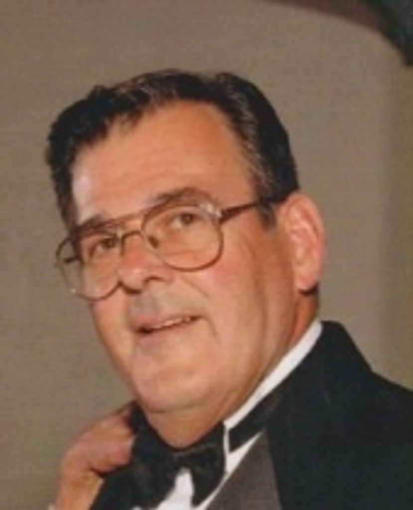 Robert Nichols Hill