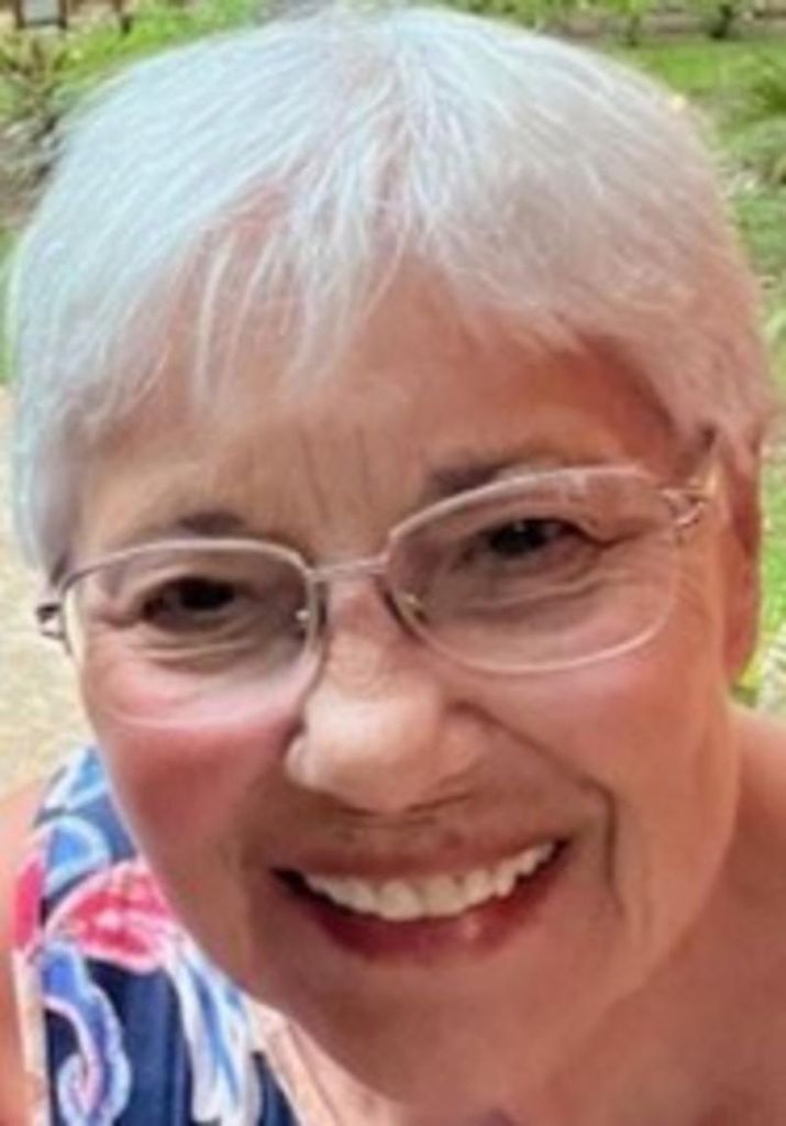 Helen Rae Hutto Profile Photo