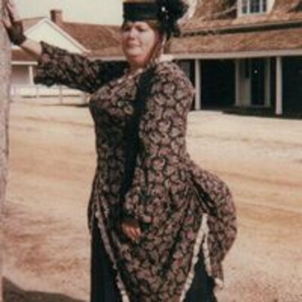 Terri Leverton Profile Photo