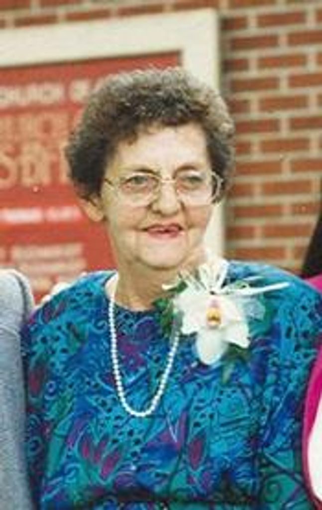 Helen Teresa Hallihan Profile Photo