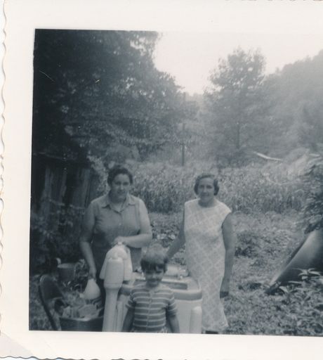 Edith Collett photo gallery thumbnail 6 of 163