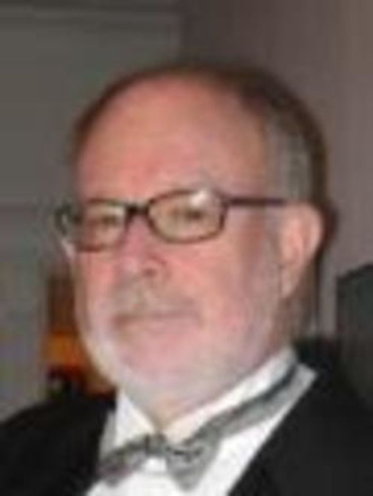 Dr. Roger William Davenport Profile Photo