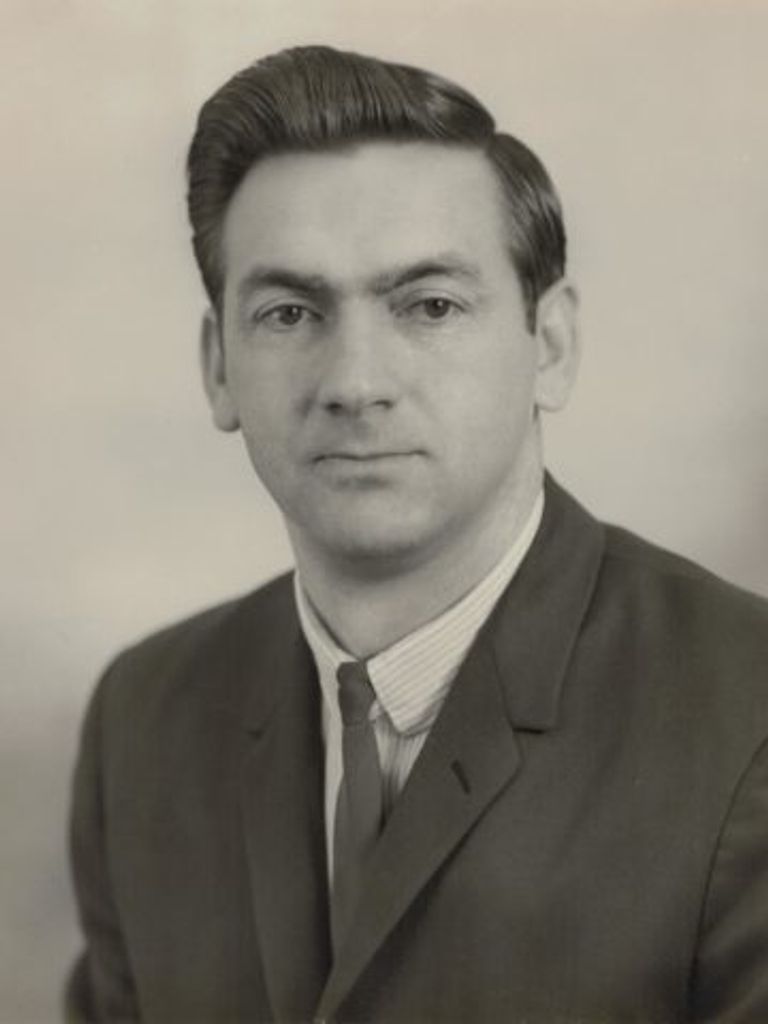 Sam Jones