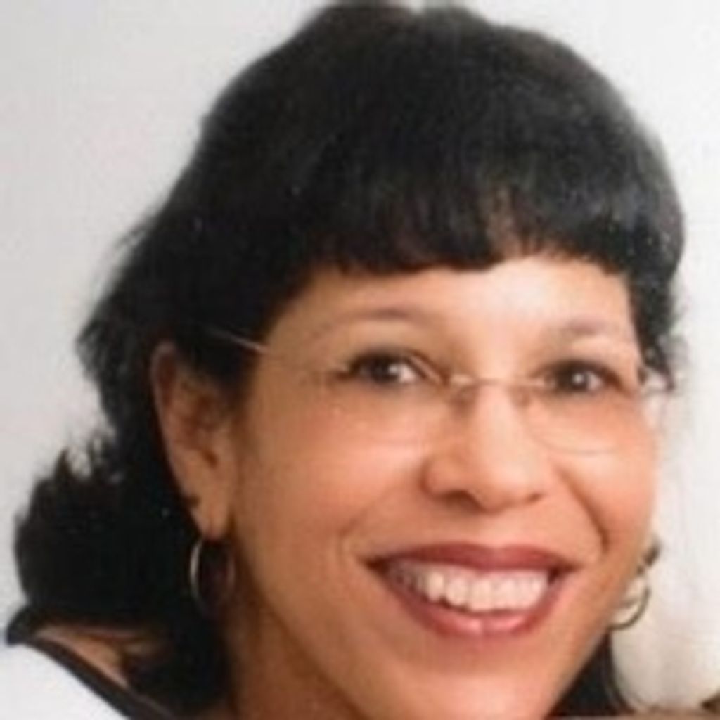 Busunda Joy Davis