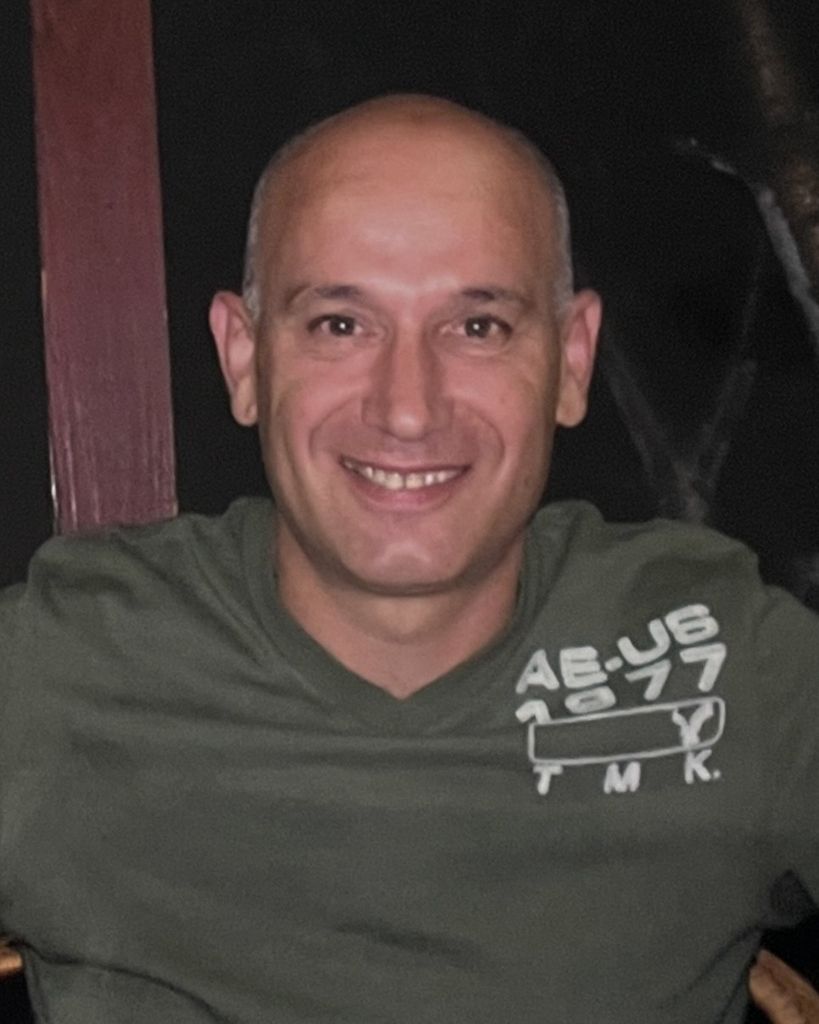 Emil Tcherecharski Profile Photo