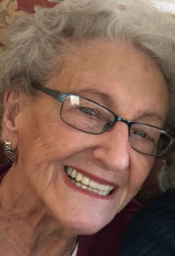 Lillian Aileen (Weeks)  Smith