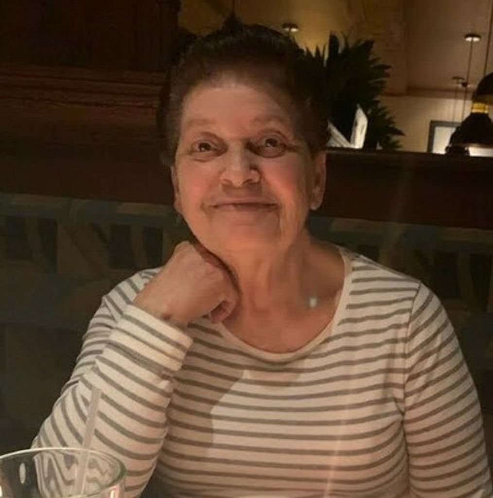 Lydia Chekos Profile Photo