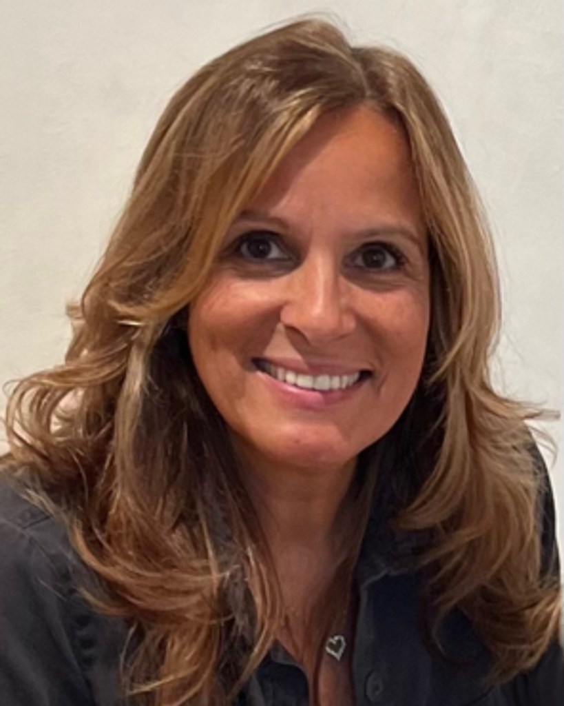 Luisa McCarthy Profile Photo