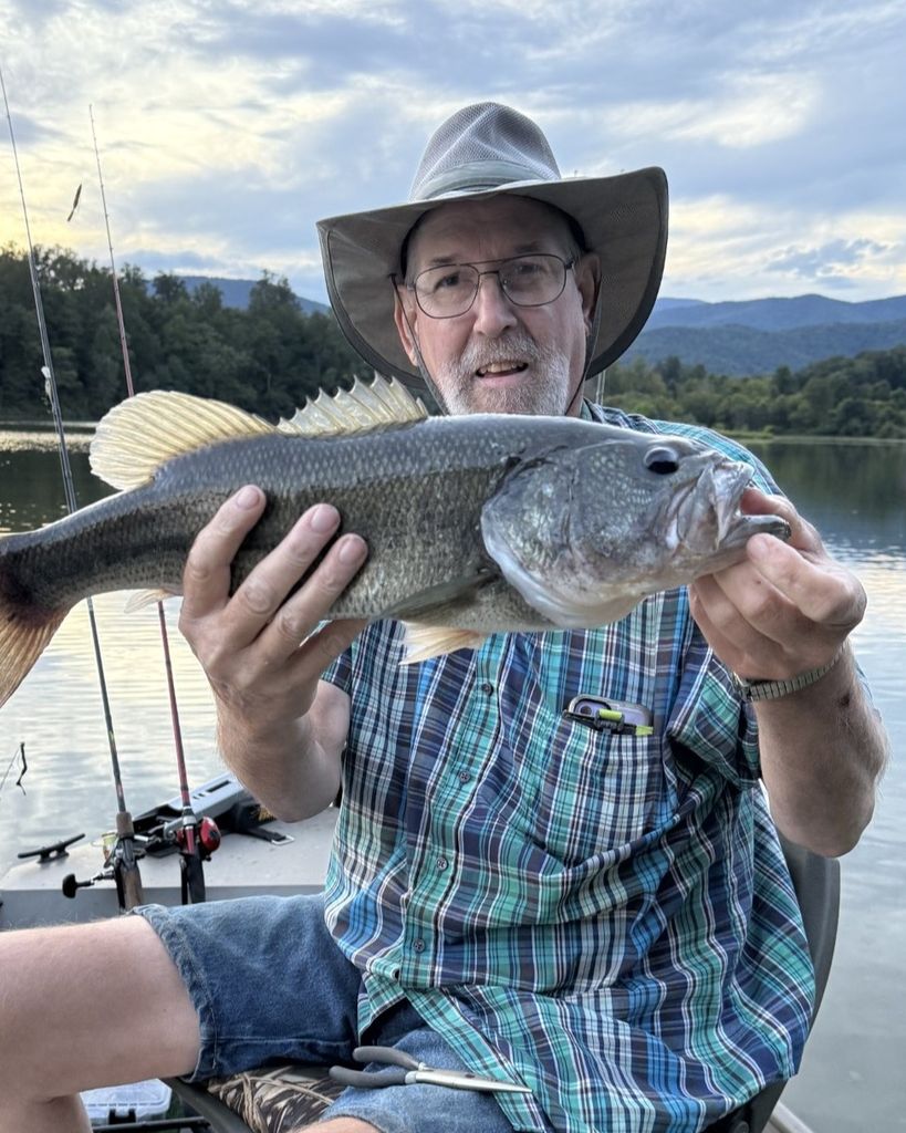 Howard Dan Maddox Profile Photo