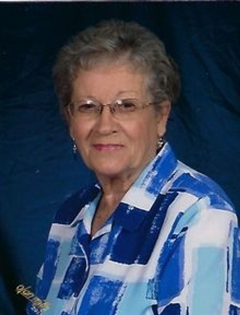 Joyce Savage Profile Photo