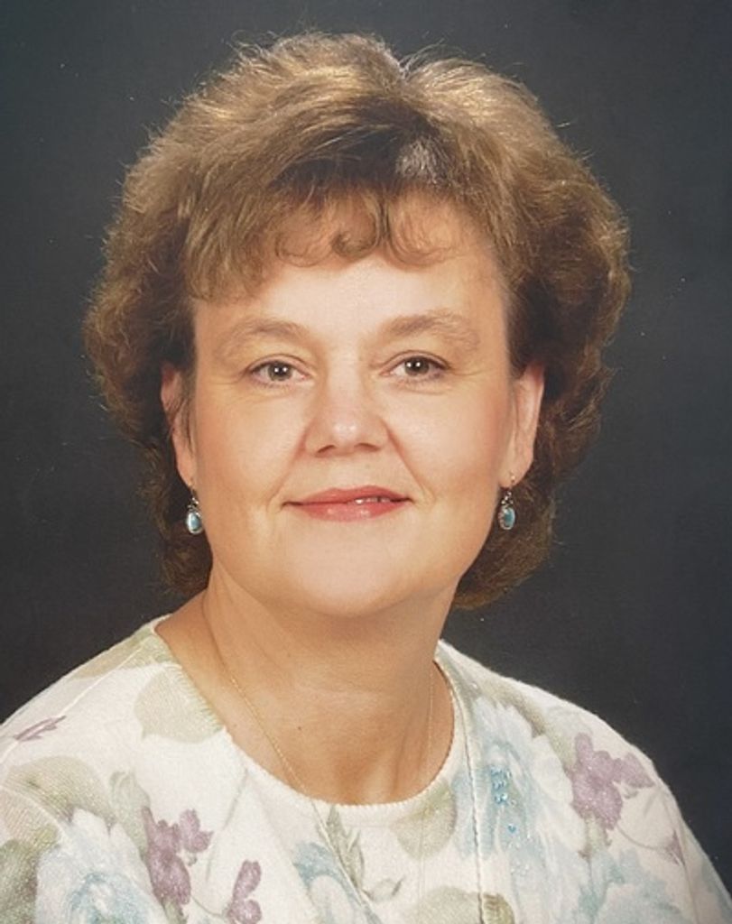 Cheryl Combs Ross Profile Photo