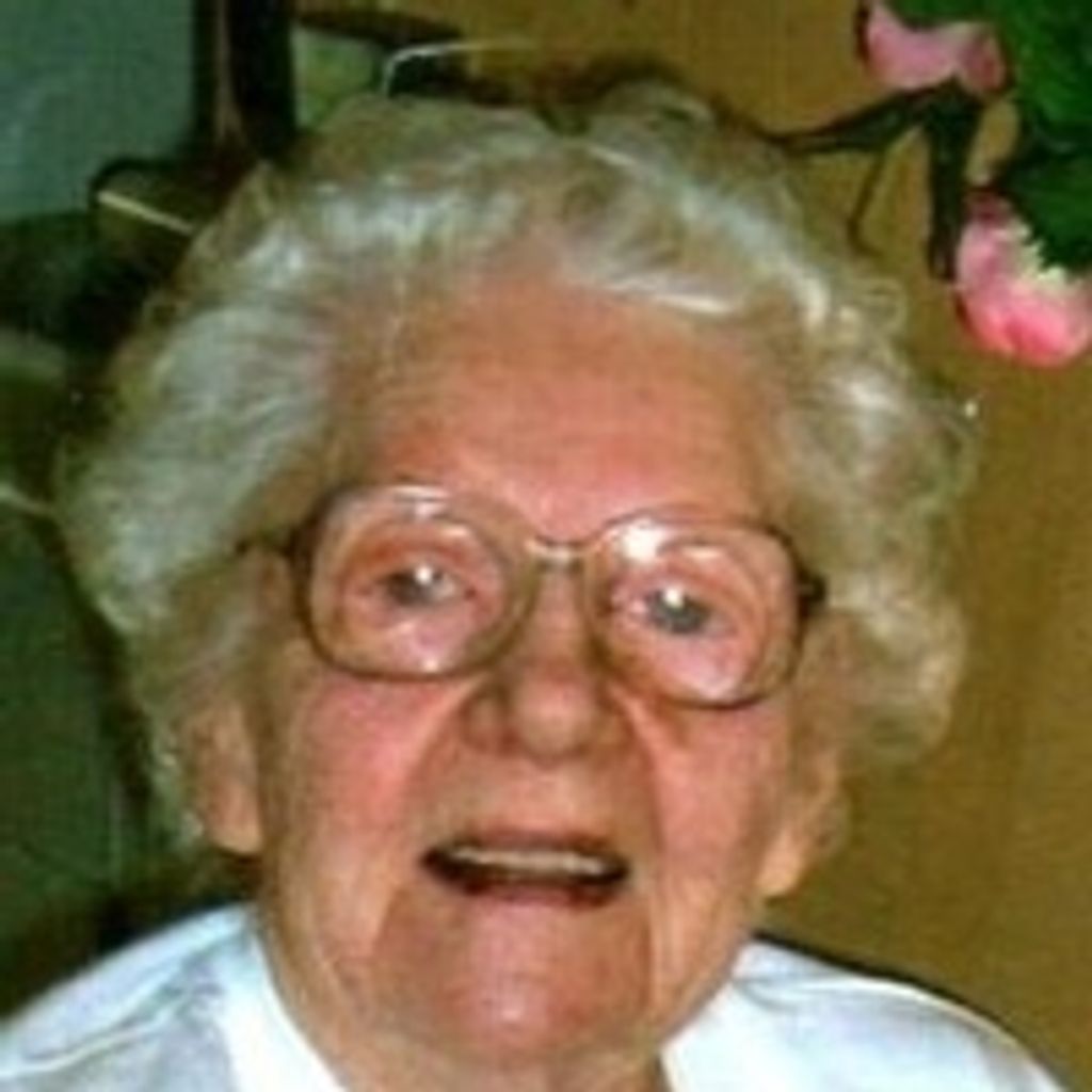 Evelyn J Barstad