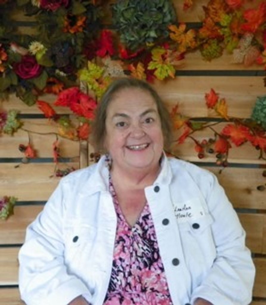 Louann Houle Profile Photo