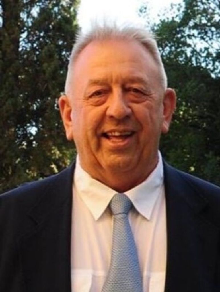 Morris L. Raymond Profile Photo