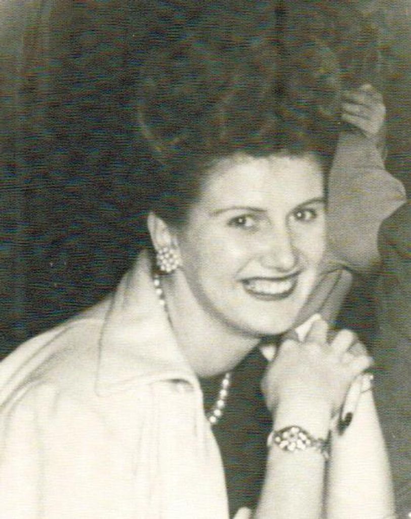 Olga D. (Kulnitsky)  Macula Profile Photo