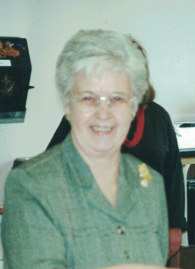 Elizabeth Paulos Profile Photo