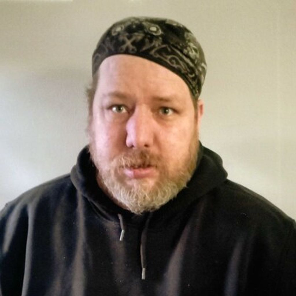 Dennis Lee Holcomb Profile Photo