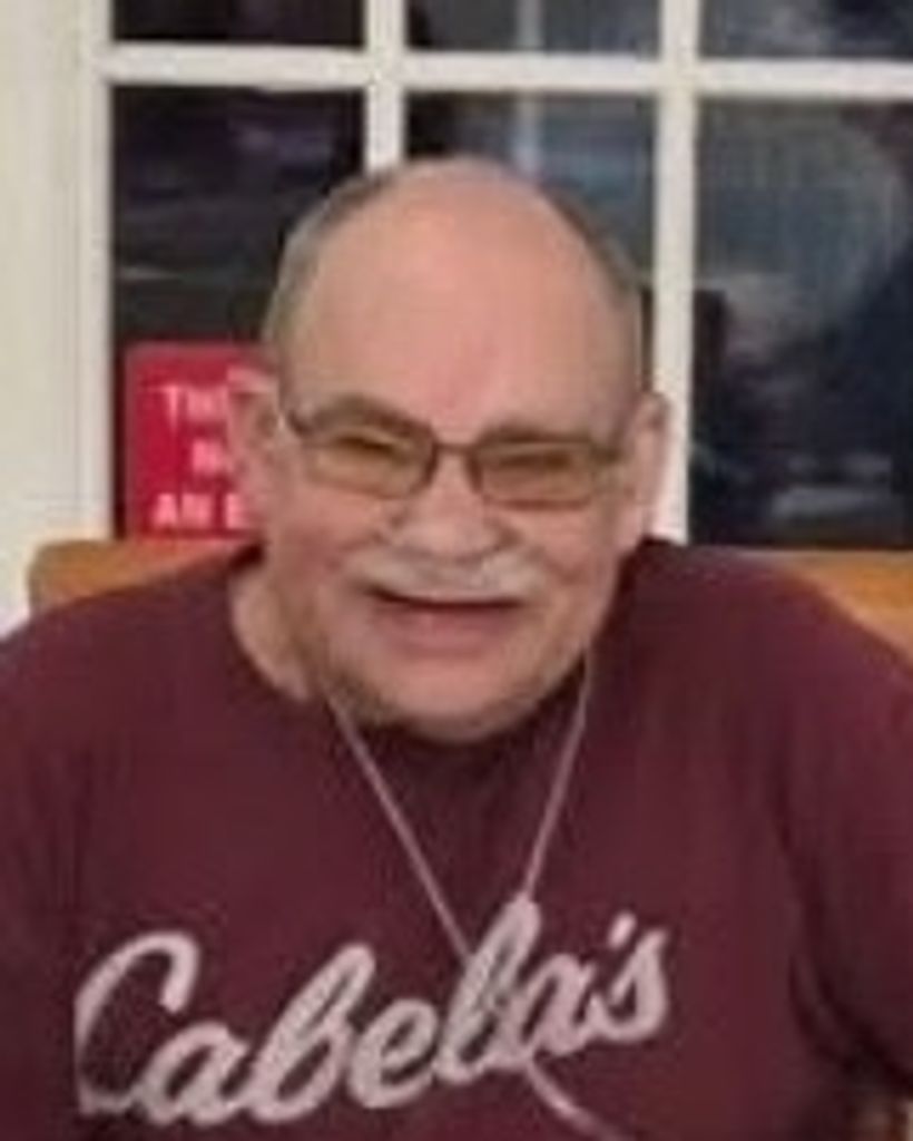 Robert "Bob" Lee Kinnison