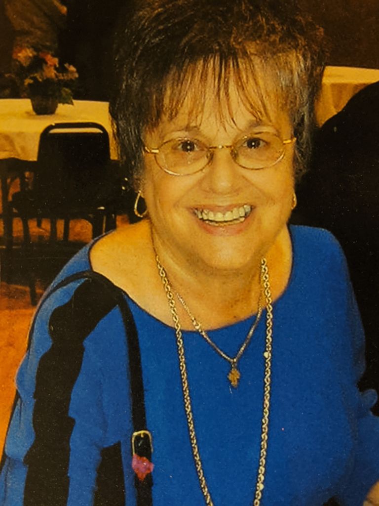 Catherine "Katie" (Xides)  Darrah