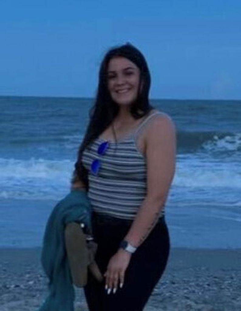 Julianna Elizabeth Betancourt Profile Photo