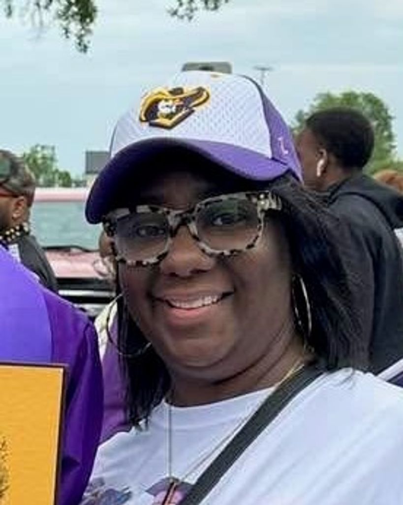 Courtnei Eleyse McCray Profile Photo