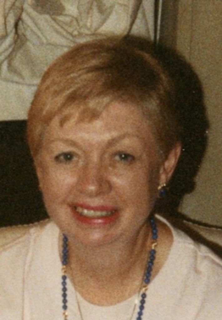 Gloria Lyon