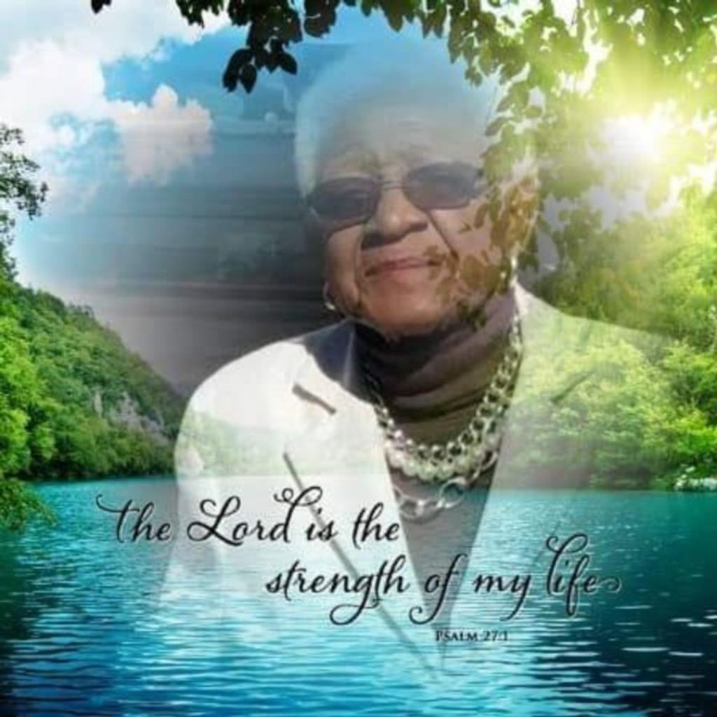 Lucy Estella Moore Knotts