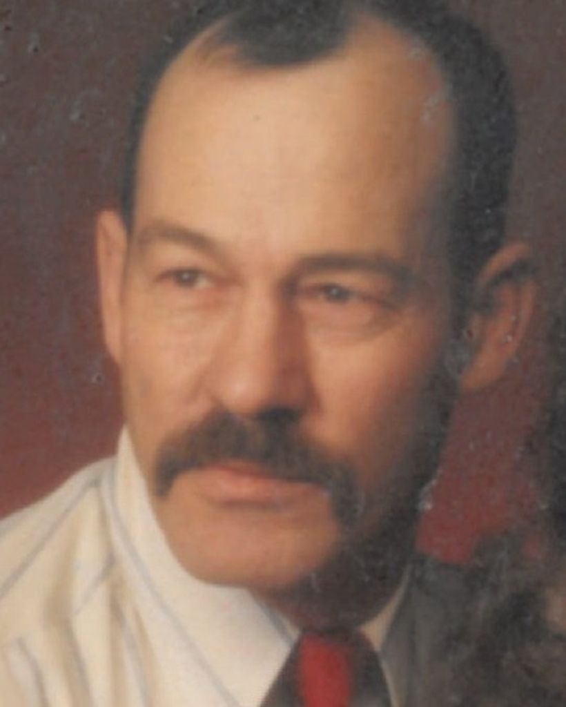 Robert D Curtis
