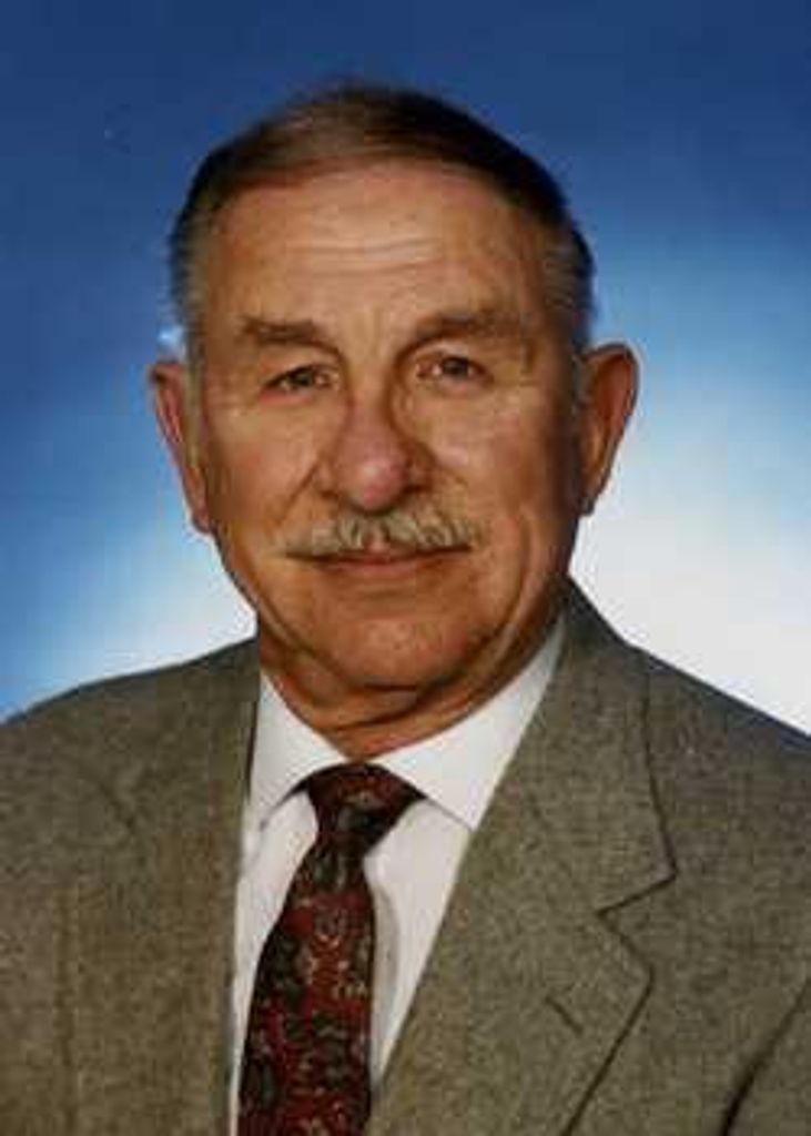 Col (Ret) Joseph L. Strelecki