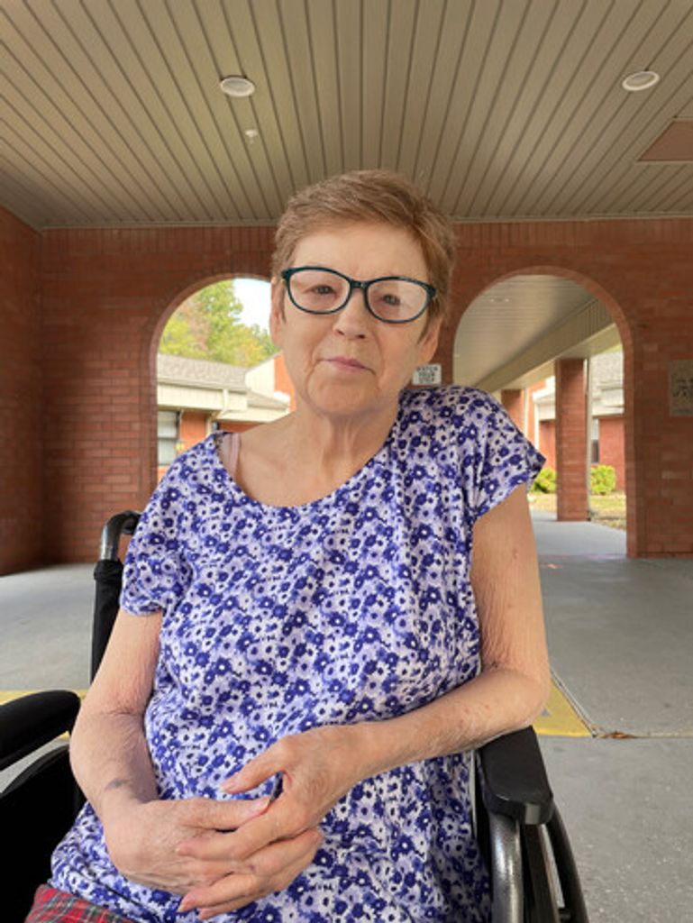 Joyce Henry Profile Photo