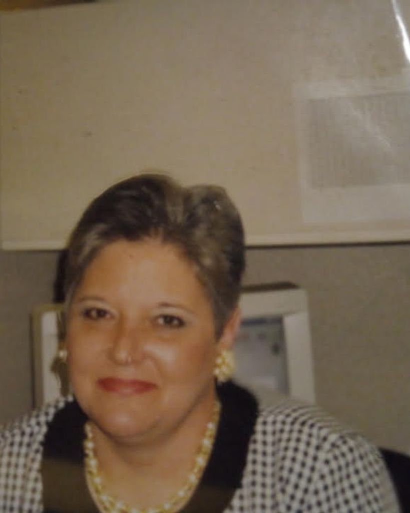Robin Penor Profile Photo