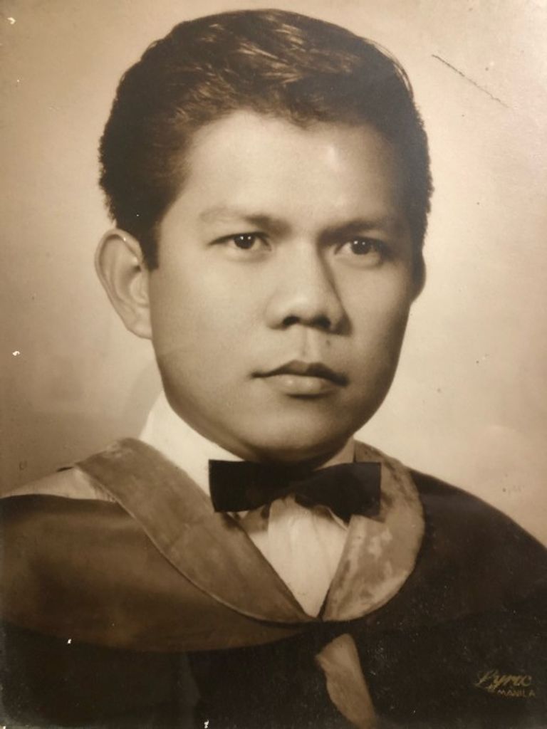 Ernesto E . Jumento
