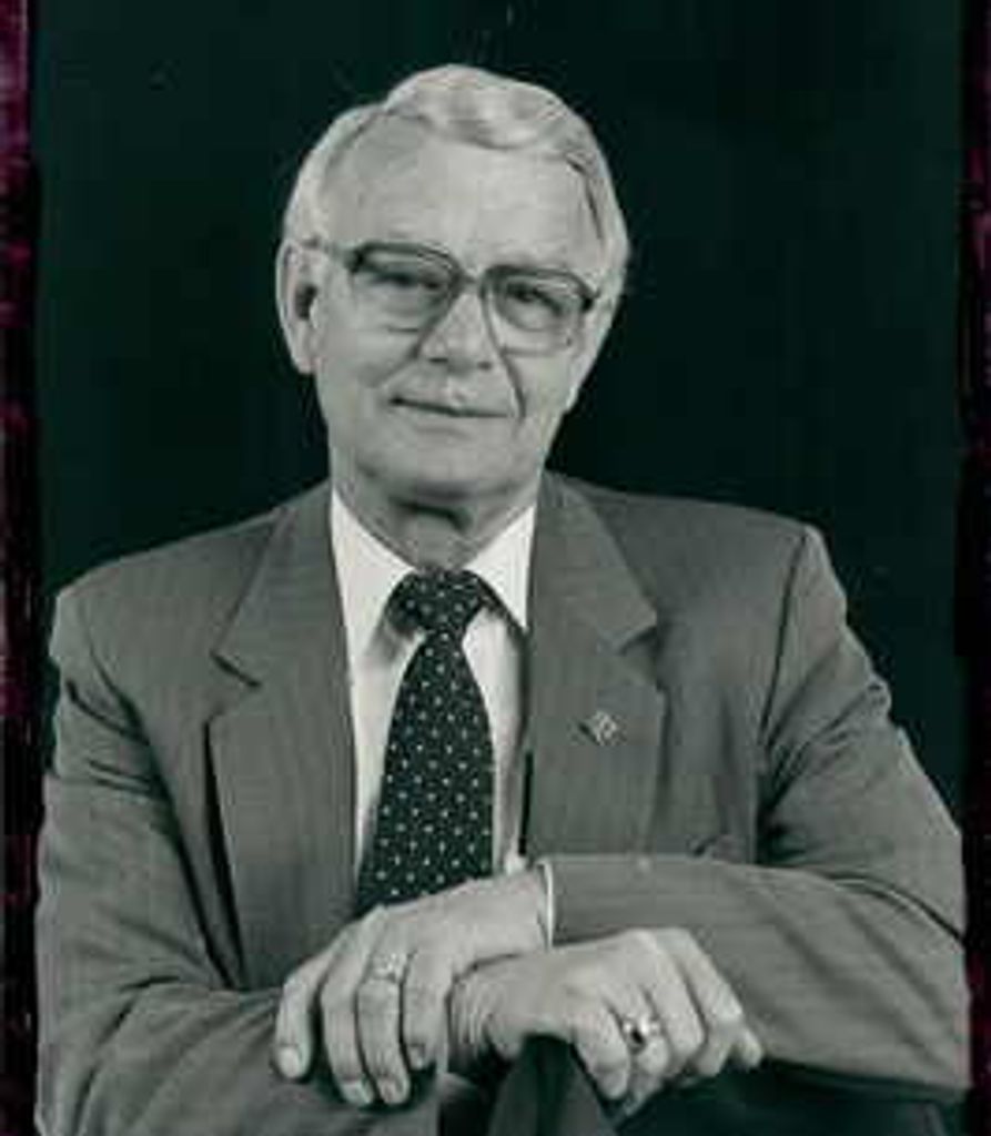 Everett Coates