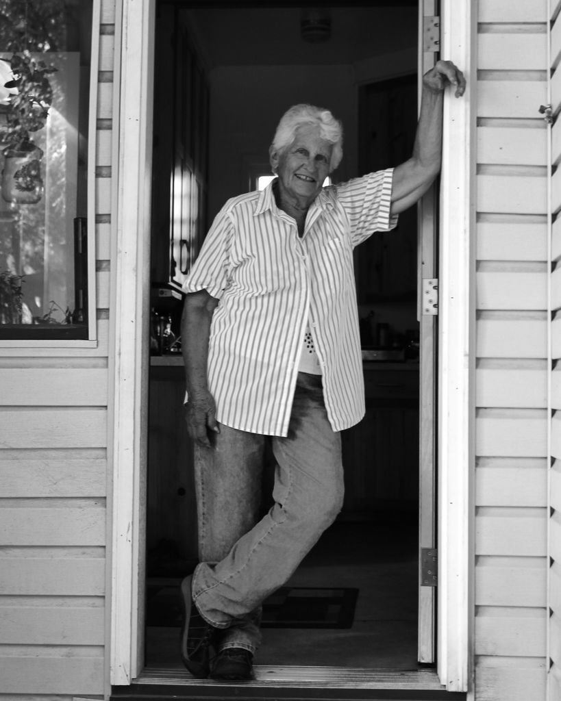 Dolores Ann "Dee" Burns Profile Photo