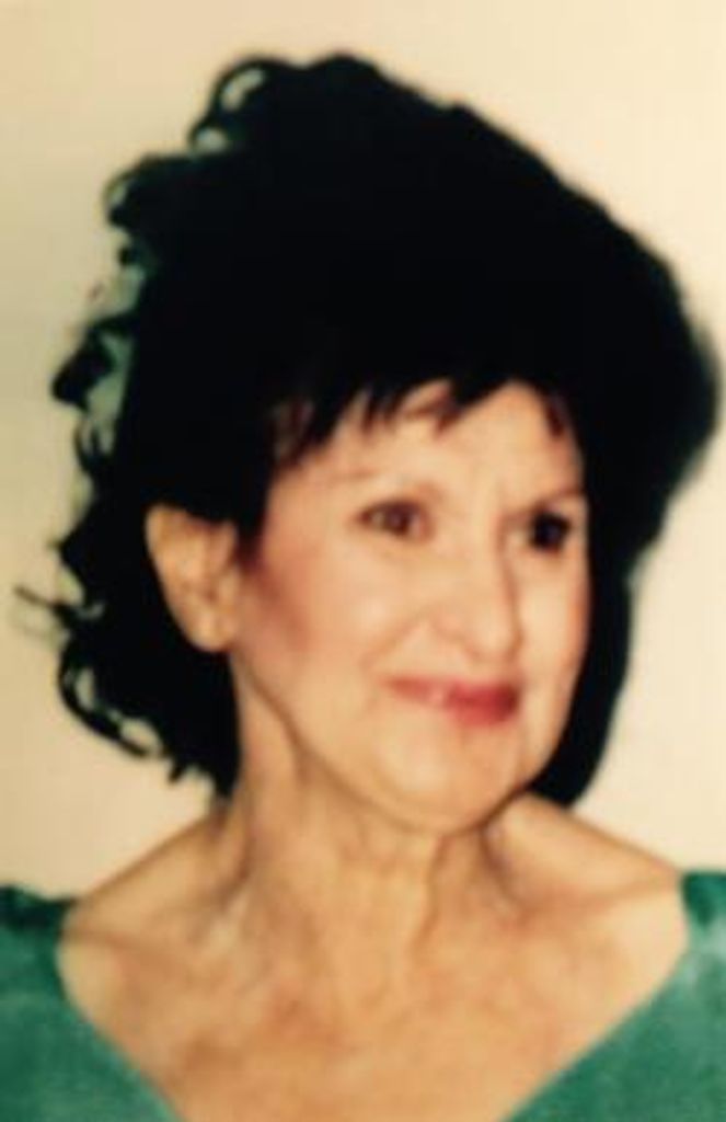 Clara Mazzie Profile Photo