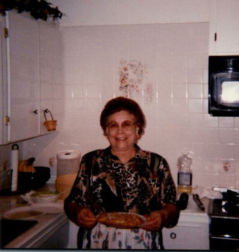 Isabel O. Gonzalez photo gallery thumbnail 3 of 49