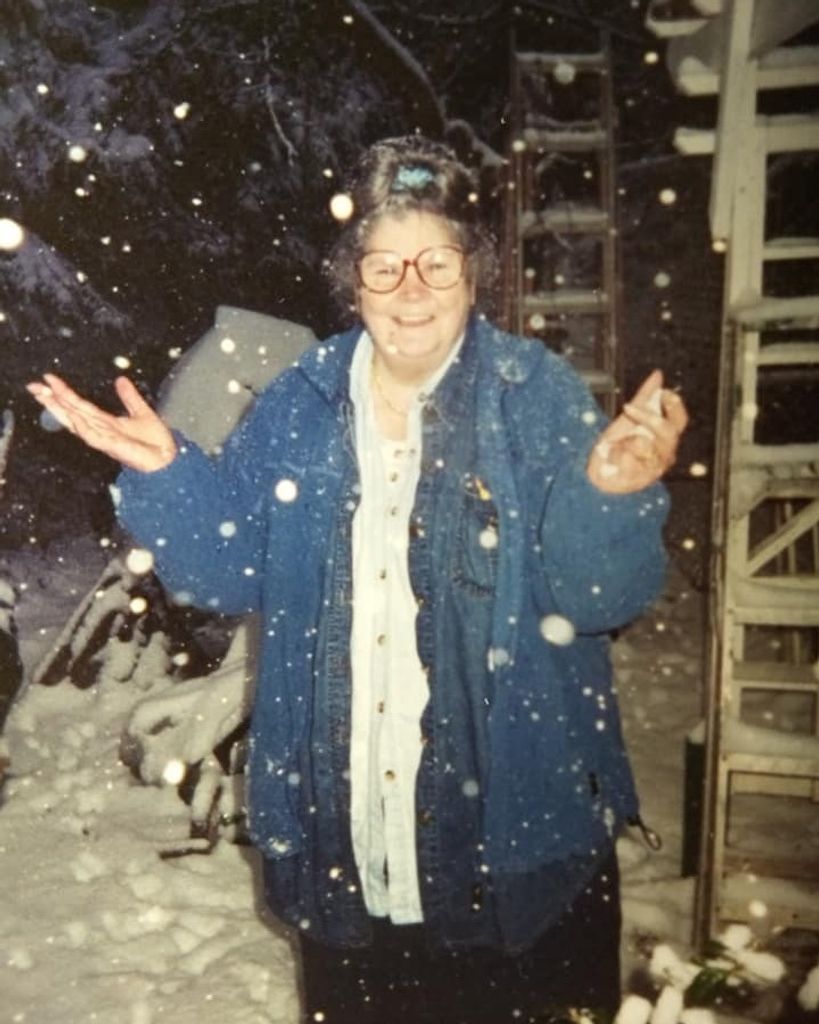 Paulene Leakey Adams