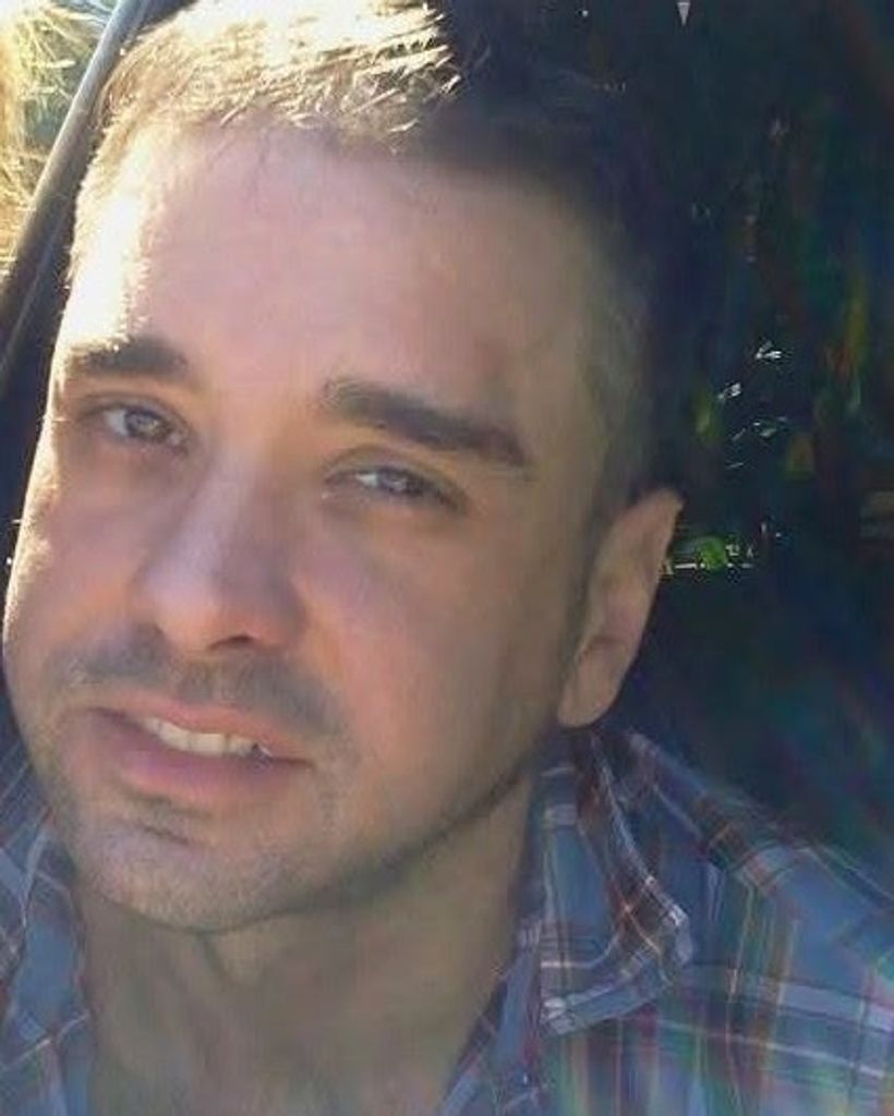 Joshua James Elliot Profile Photo