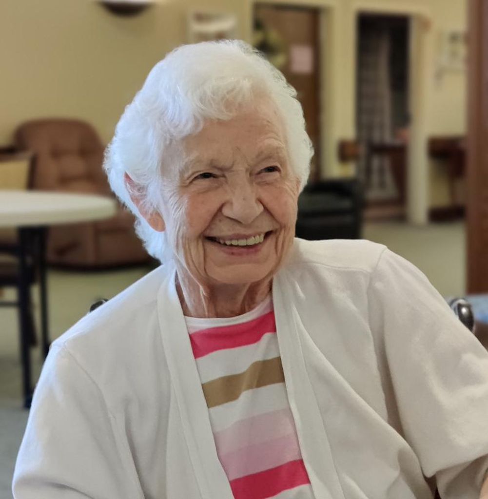 Gloria Mae Luzadder Profile Photo