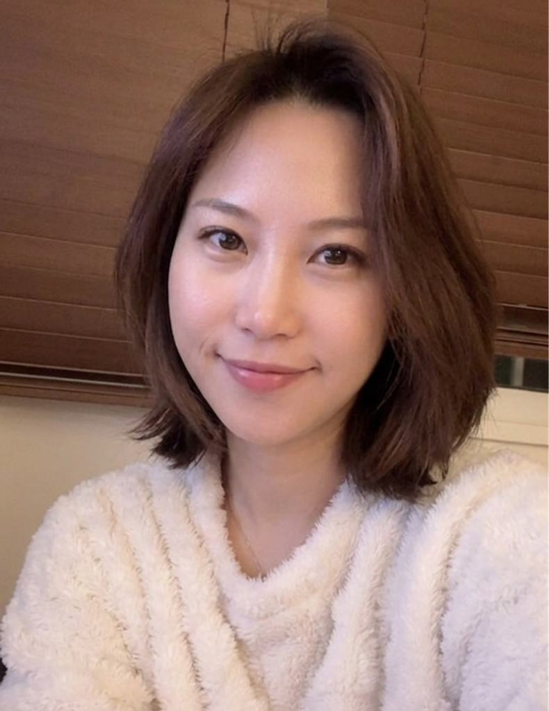 Mi Hee Lee