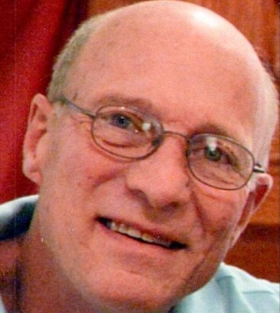 Vance D Silknitter