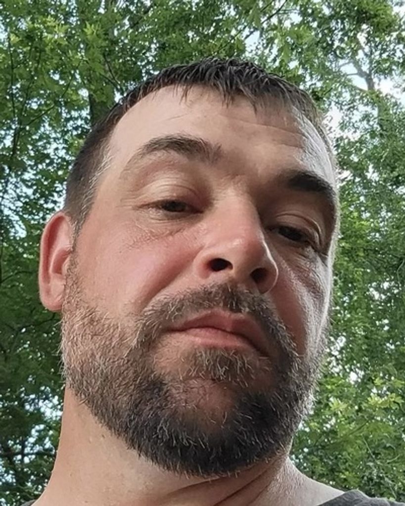 Joshua Craig Grove Profile Photo