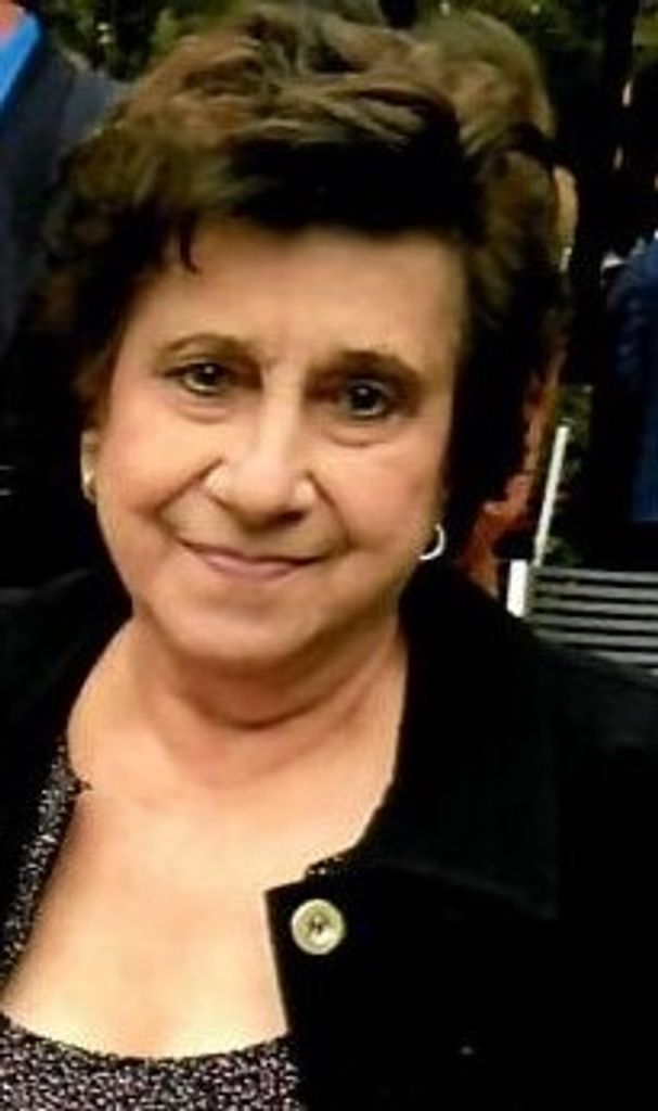 Mary Georgulos Profile Photo