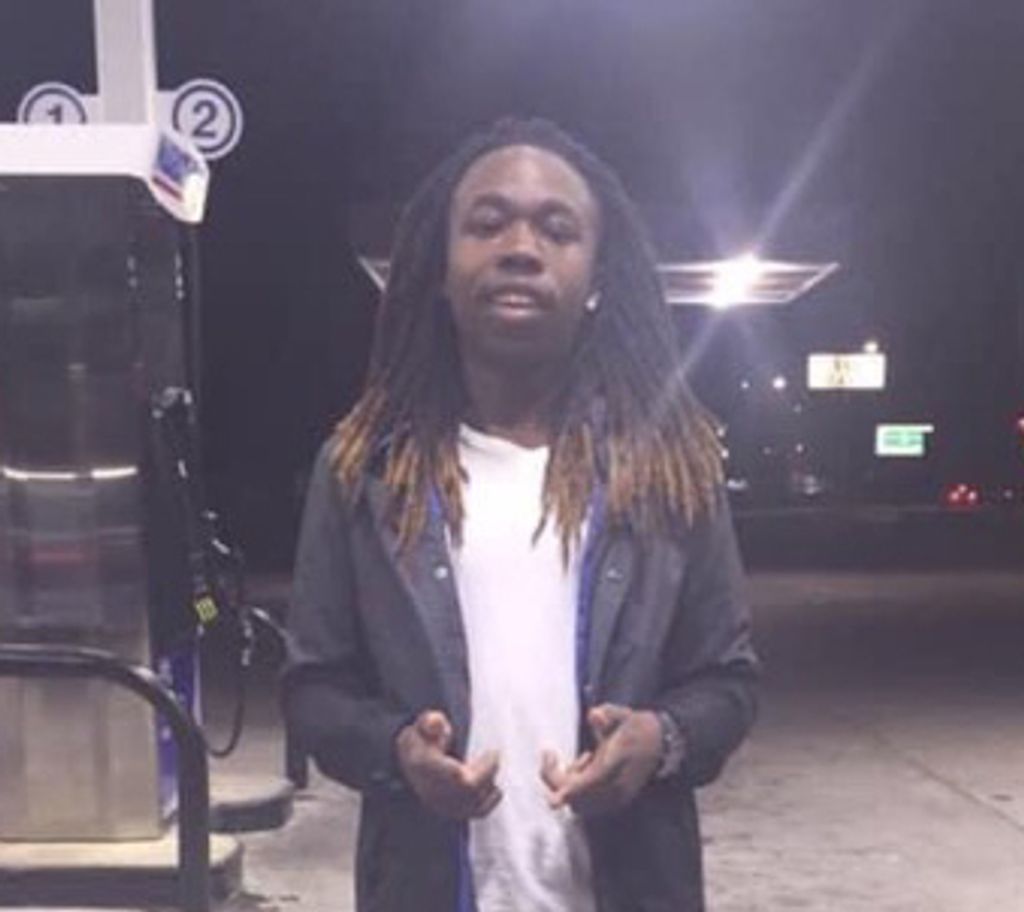 Charvez Deontae Simmons Profile Photo
