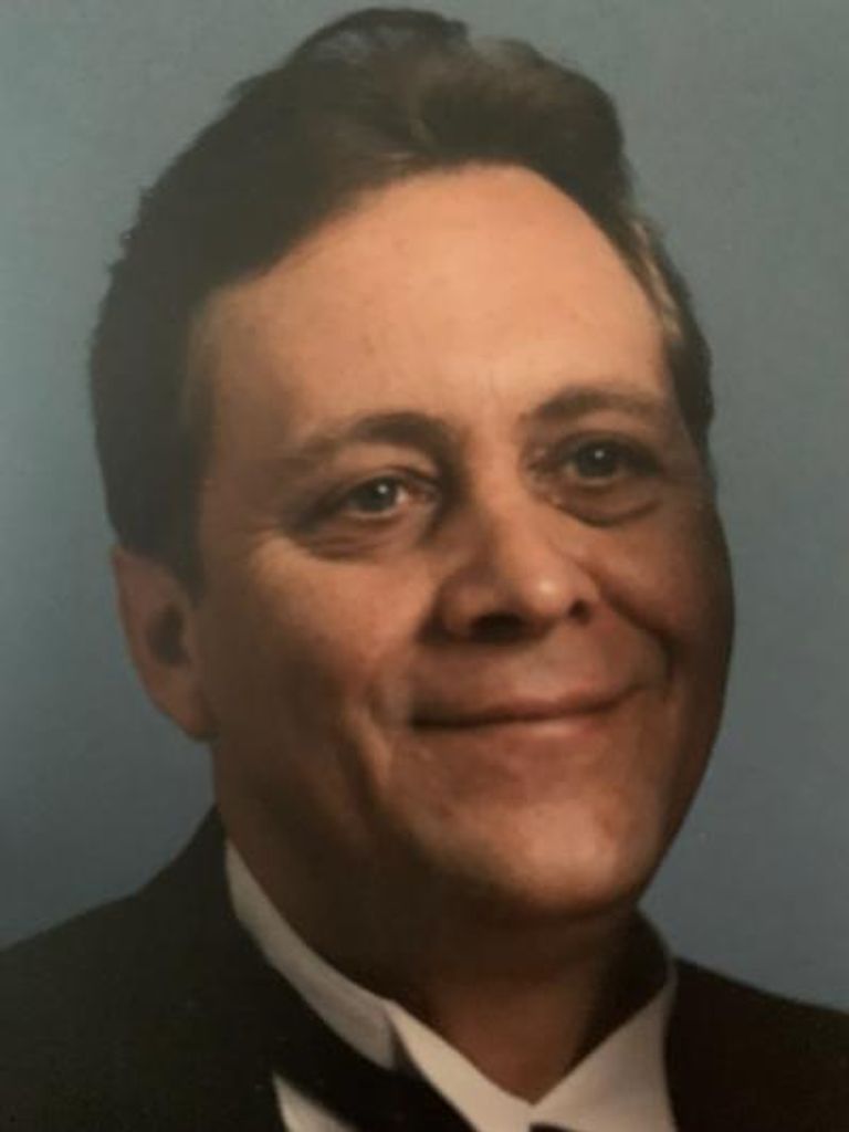 Michael Amos Hill Profile Photo