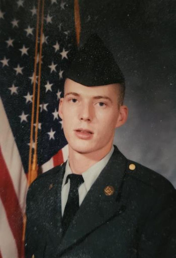 Daniel Ray Cook Profile Photo